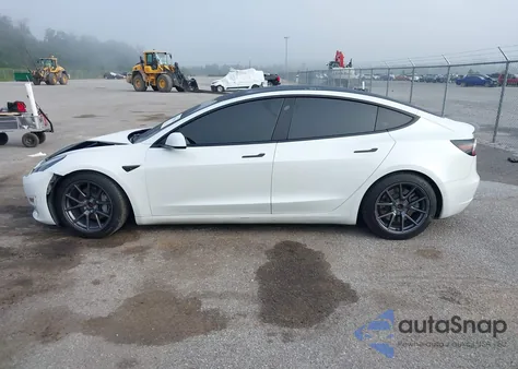 2021 Tesla Model 3 Long Range Dual Motor All-Wheel Drive из США, поврежденный, VIN 5YJ3E1EB7MF903400